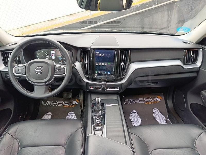 Usado Volvo XC60 Momentum 390 CV (286 kW) 2018 Negro SUV