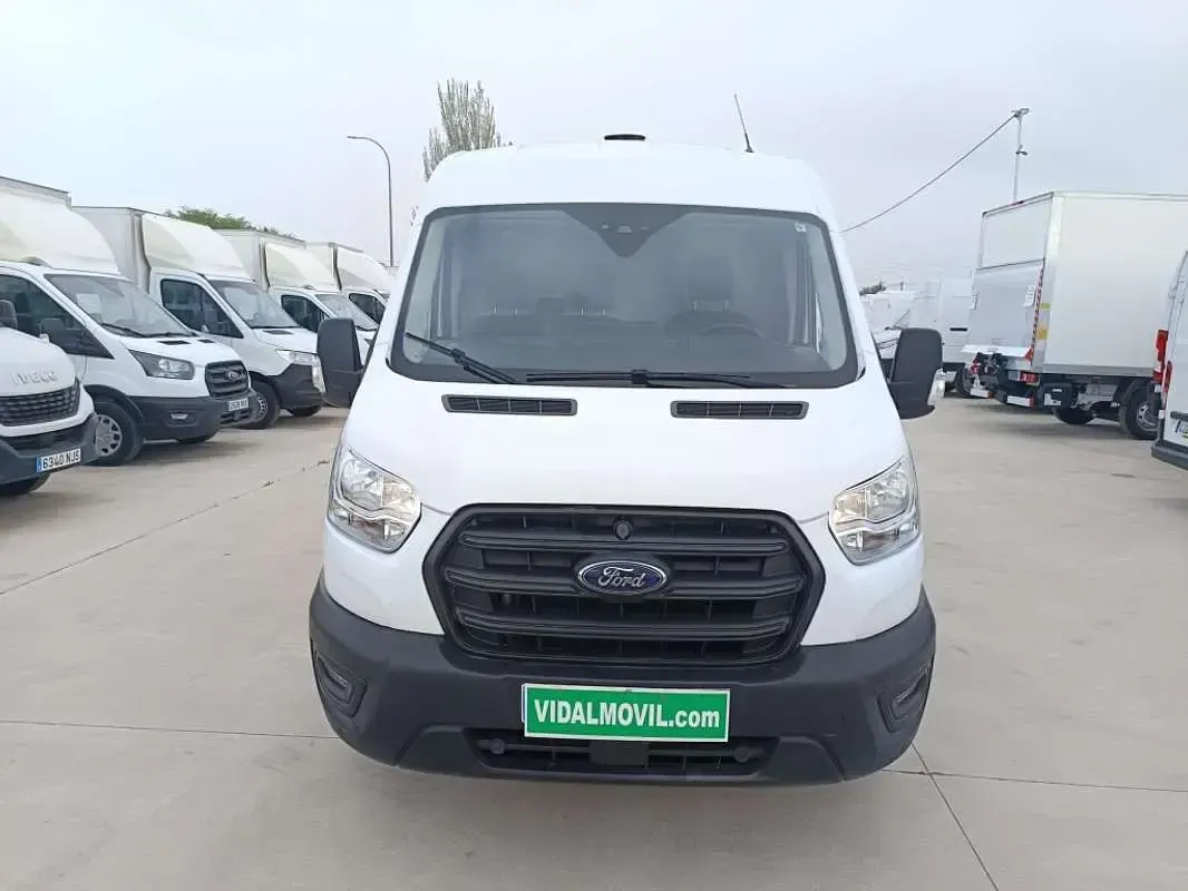 Usado Ford Transit Trend 131 CV (96 kW) 2022 Blanco Van