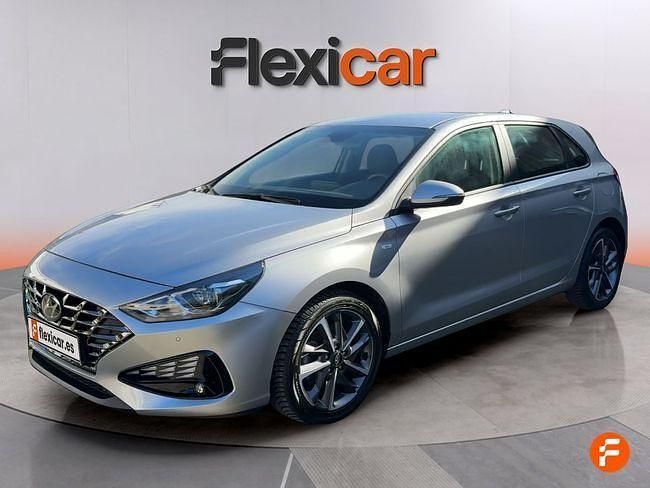 Usado Hyundai i30 120 CV (88 kW) 2023 Gris