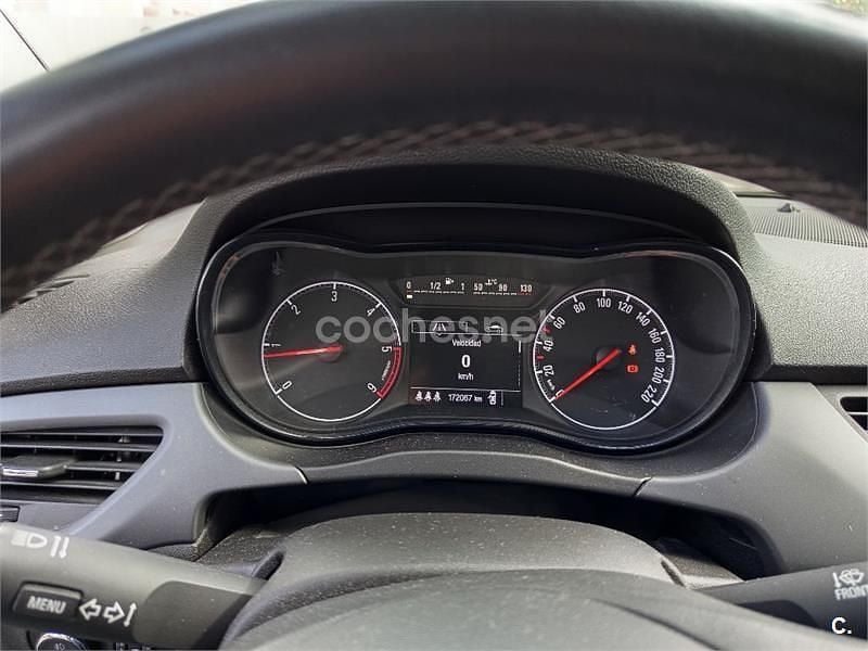Usado Opel Corsa Selective 95 CV (69 kW) 2015 Blanco Utilitario
