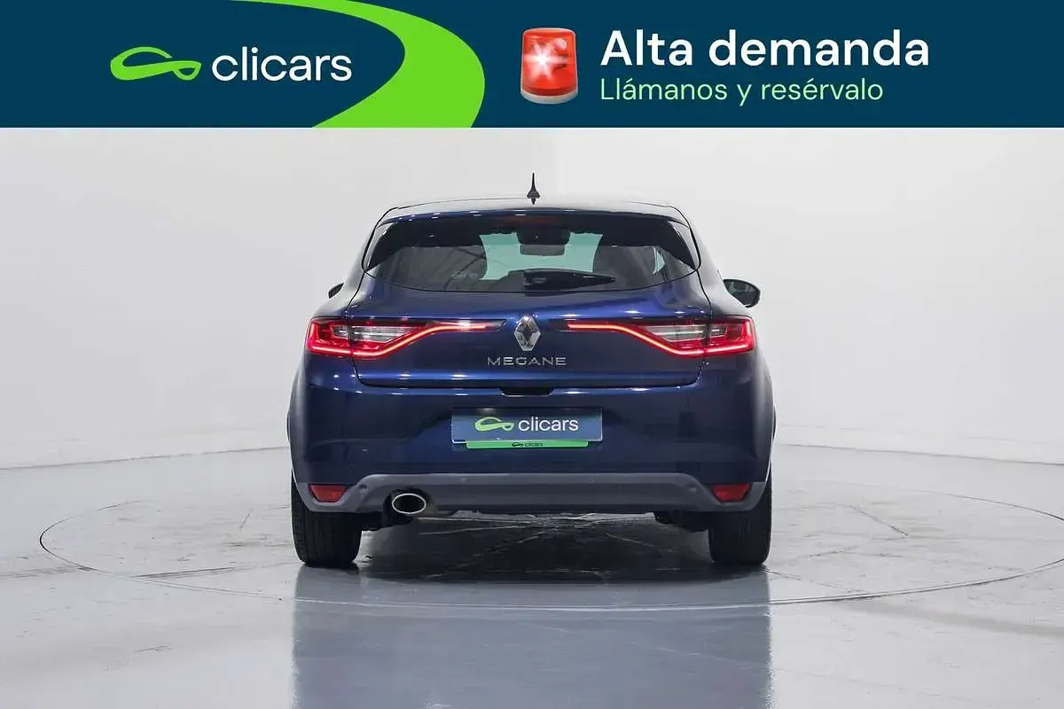 Usado Renault Mégane Zen 132 CV (97 kW) 2018 Azul Utilitario