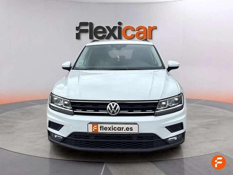 Usado VW Tiguan Edition 125 CV (91 kW) 2018 Blanco SUV