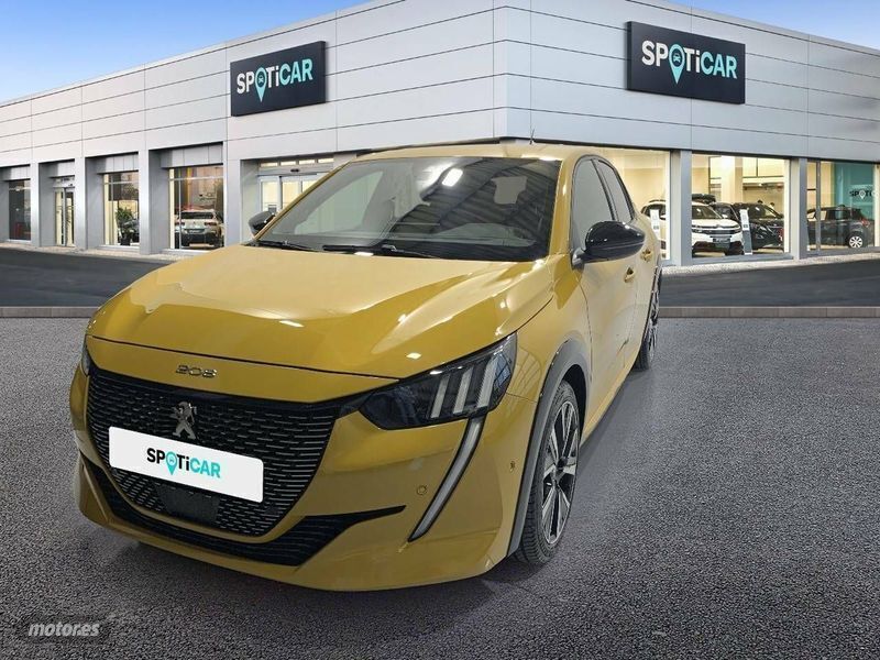 Amarillo Usado 2022 Peugeot 208 GT Utilitario | 21.000 € (Caro) - Imagen 1/4
