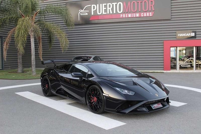 Negro Usado 2022 Lamborghini Huracán Coupe | 359.990 € (Un poco caro) - Imagen 1/4