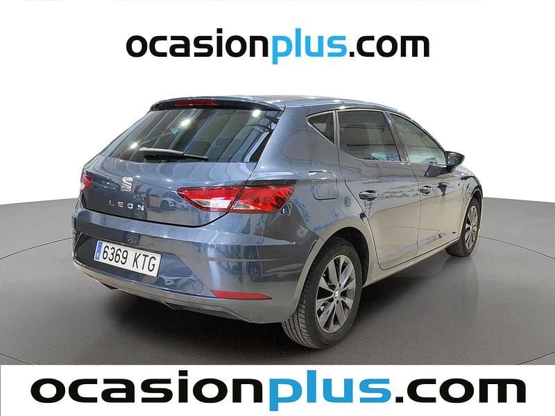 Usado Seat Leon Style 116 CV (85 kW) 2019 Azul Utilitario
