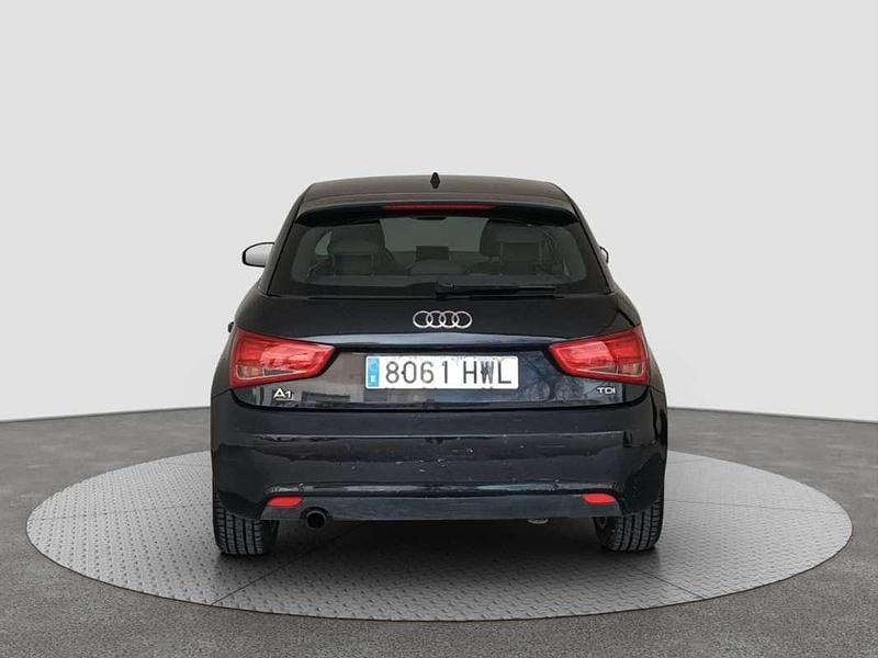 Usado Audi A1 Attraction 90 CV (66 kW) 2014 Negro Utilitario