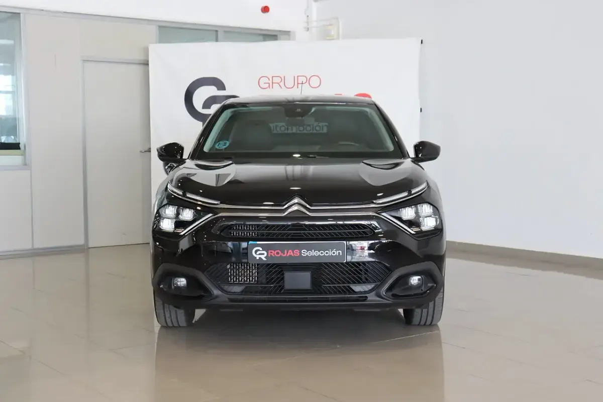Usado Citroën C4 Feel 110 CV (80 kW) 2022 Negro perla