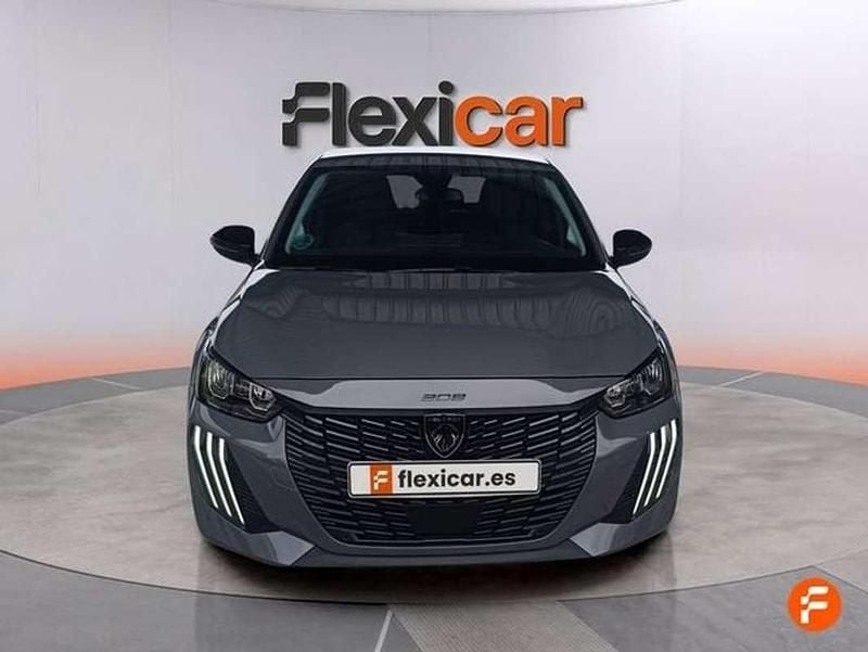 Usado Peugeot 208 Allure 101 CV (74 kW) 2025 Gris Utilitario