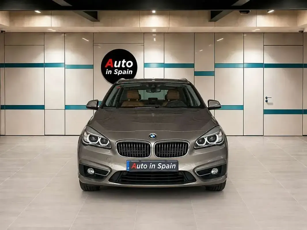 Usado BMW 216 Active Tourer 116 CV (85 kW) 2016 Gris Monovolumen