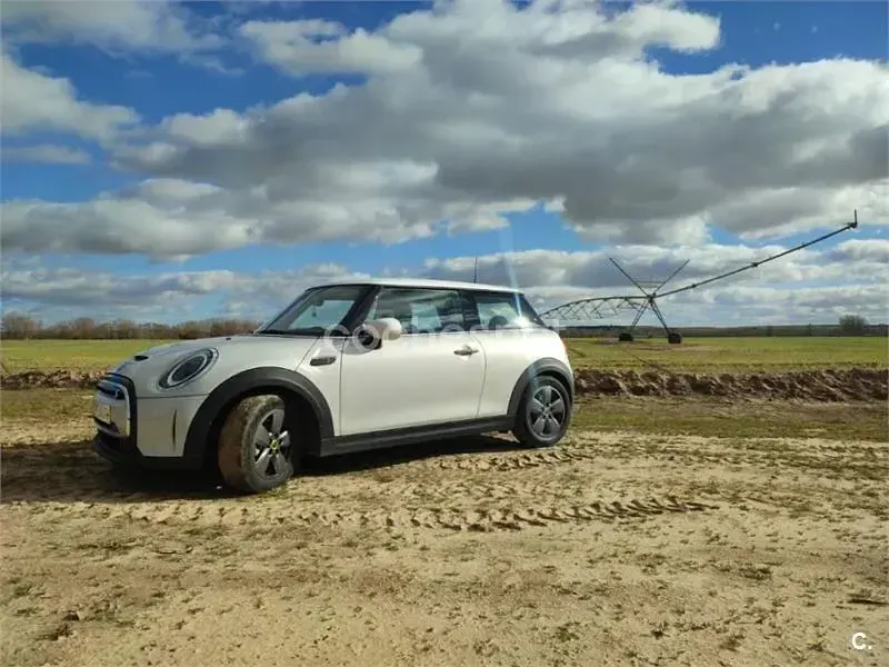 Usado Mini Cooper SE 135 kW (184 CV) 2021 Eléctrico Utilitario