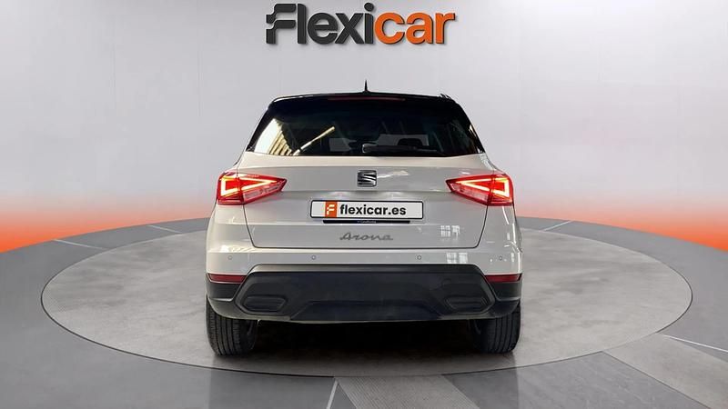 Usado Seat Arona FR 116 CV (85 kW) 2021 Blanco SUV
