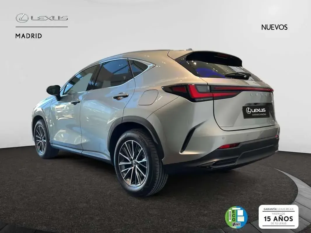 Nuevo Lexus NX450h+ 306 CV (225 kW) 2025 Gris SUV