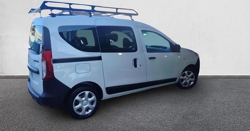 Usado Dacia Dokker Essentiel 102 CV (75 kW) 2019 Monovolumen