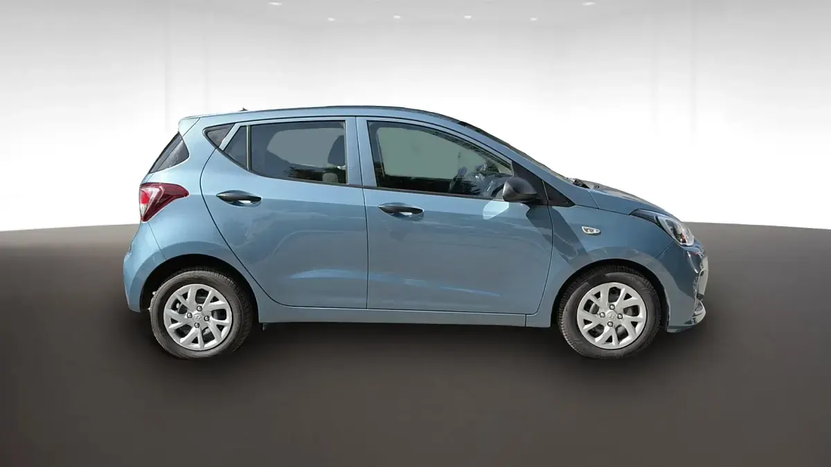 Usado Hyundai i10 66 CV (48 kW) 2018 Aqua sparkling Utilitario