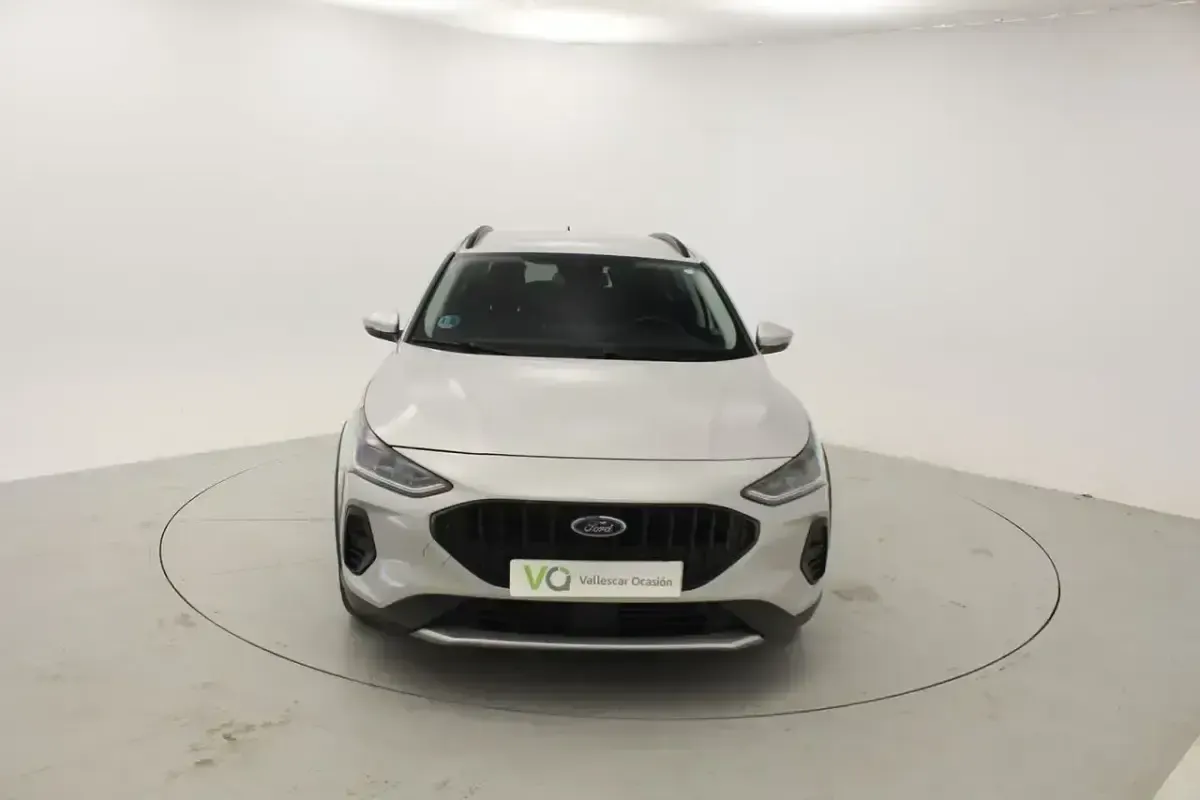 Usado Ford Focus Active 156 CV (114 kW) 2023 Plateado Berlina