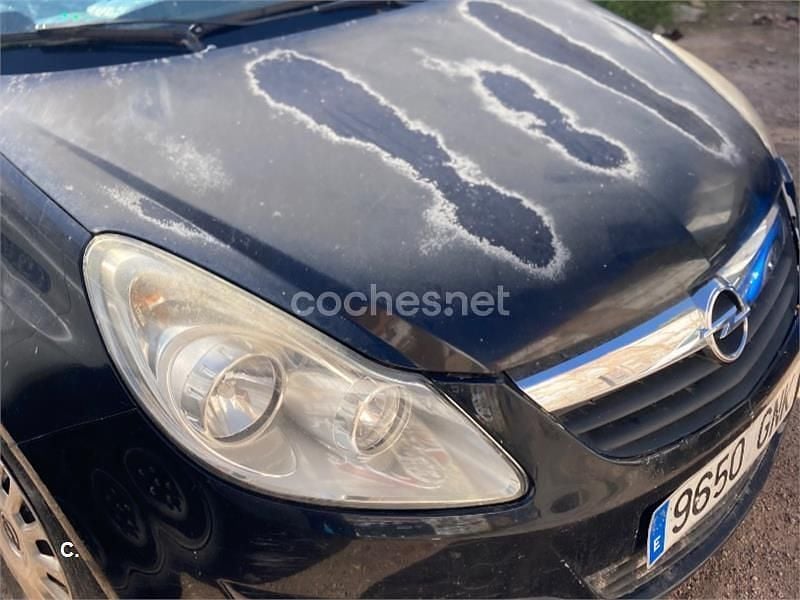 Usado Opel Corsa Essentia 65 CV (47 kW) 2009 Negro Berlina