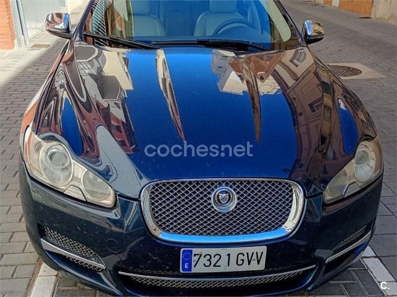 Azul Usado 2010 Jaguar XF Premium Luxury Berlina | 7500 € (Precio justo) - Imagen 1/4