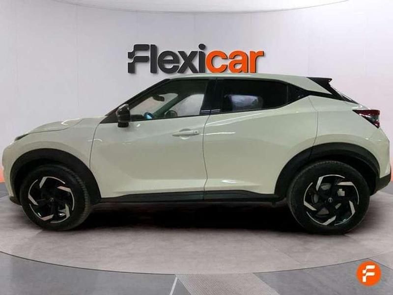 Używany Nissan Juke Acenta 114 KM (83 kW) 2024 Biały SUV