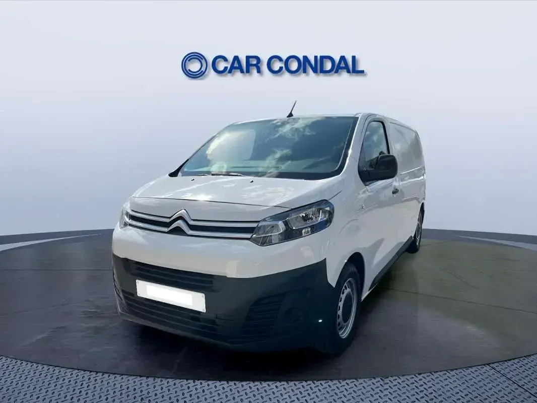 Usado Citroën Jumpy 102 CV (75 kW) 2024 Blanco Monovolumen