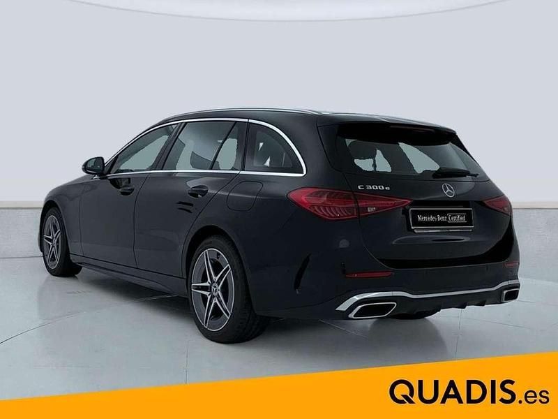 Usado Mercedes C300e 313 CV (230 kW) 2024 Negro Familiar