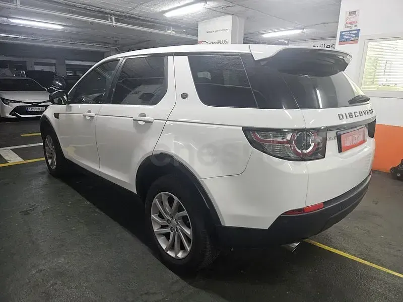 Usado Land Rover Discovery Sport R-Dynamic 150 CV (110 kW) 2020 Blanco SUV