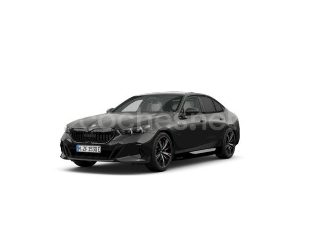 Gris / plata Usado 2025 BMW 530e Comfort Edition Berlina | 69.900 € - Imagen 1/4
