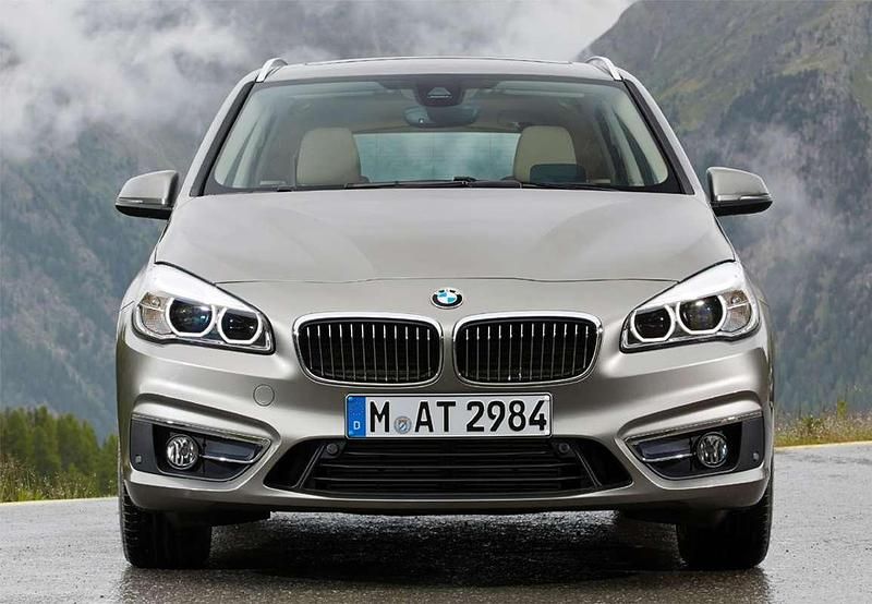 Usado BMW 216 Active Tourer 116 HP (85 kW) 2016 Cinzento Monovolume
