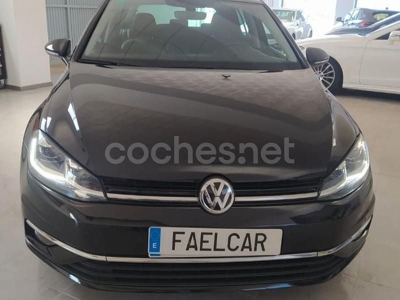 Usado VW Golf VII Advance 150 CV (110 kW) 2019 Negro Berlina
