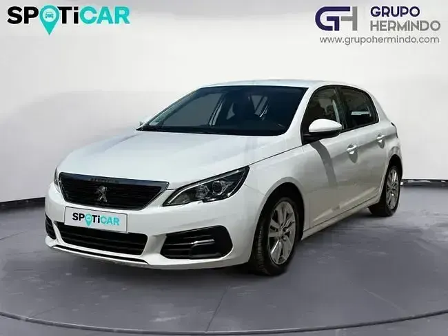Usado Peugeot 308 Active 100 CV (73 kW) 2020 Blanco Berlina