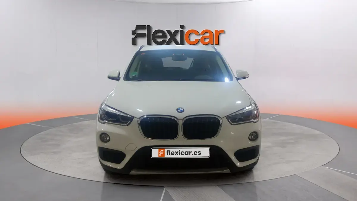 Usado BMW X1 150 CV (110 kW) 2018 Blanco SUV