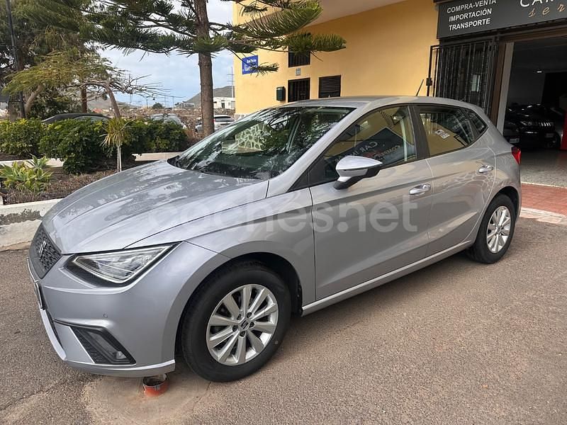 Usado Seat Ibiza Reference 80 CV (58 kW) 2023 Gris / plata Berlina