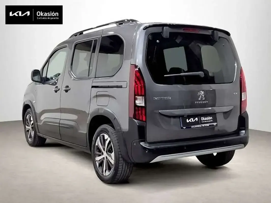 Usado Peugeot Rifter GT 131 CV (96 kW) 2022 Gris Monovolumen