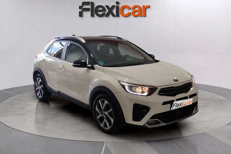 Gris Usado 2021 Kia Stonic GT-Line SUV | 15.990 € (Precio justo) - Imagen 1/4