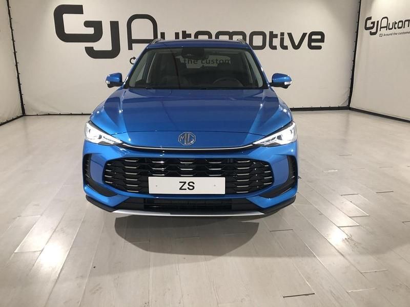 Nuevo MG ZS Luxury 197 CV (144 kW) 2025 Otro Berlina