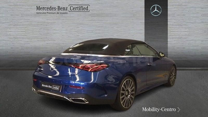 Usado Mercedes CLE300 AMG Line Premium Plus 258 CV (189 kW) 2024 Spektral blue  metallic paint Descapotable