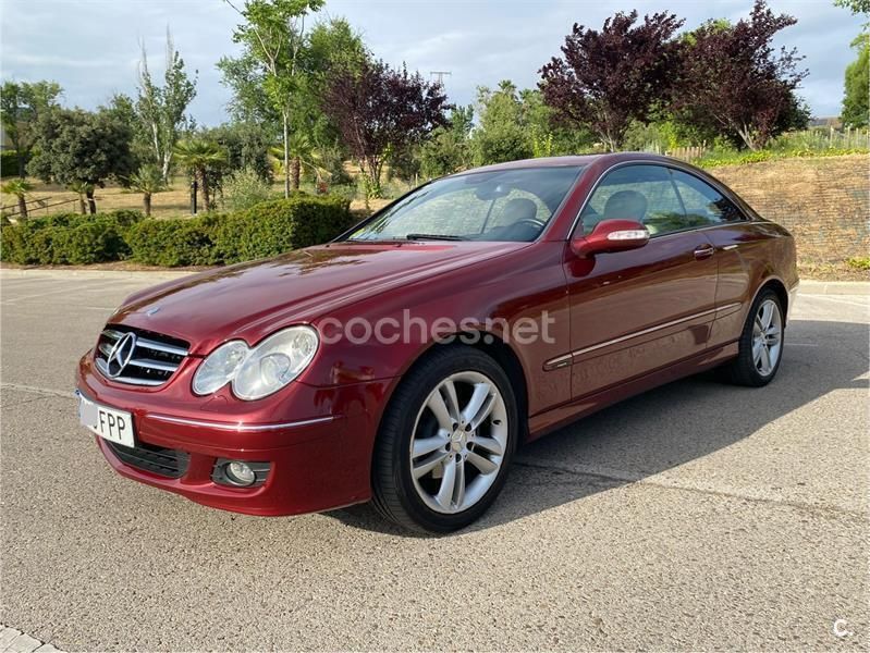 Granate Usado 2007 Mercedes CLK220 Avantgarde Coupe | 7995 € (Precio justo) - Imagen 1/4