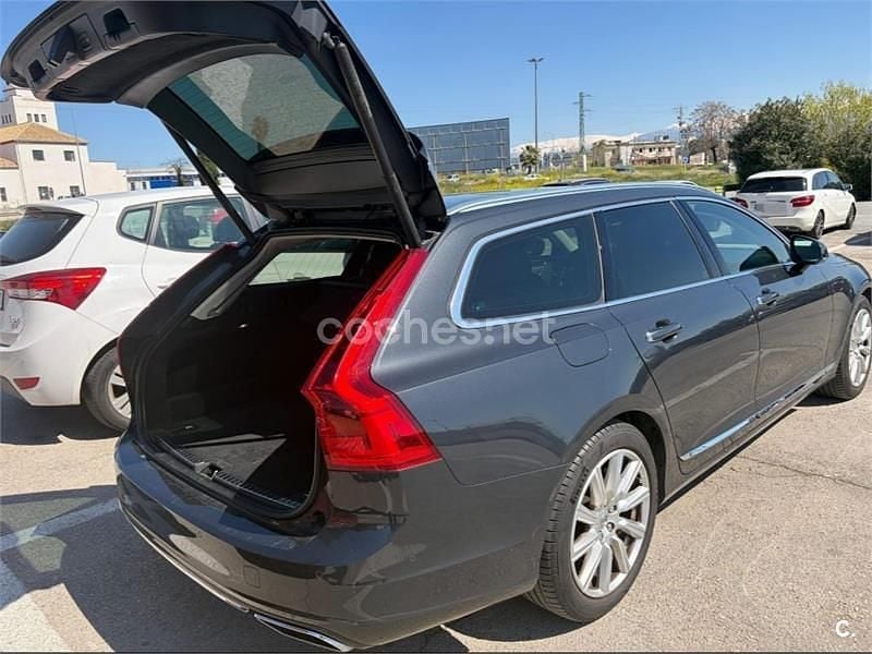 Usado Volvo V90 Inscription 190 CV (139 kW) 2017 Gris / plata Familiar