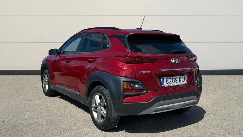 Usado Hyundai Kona 120 CV (88 kW) 2018 Rojo SUV