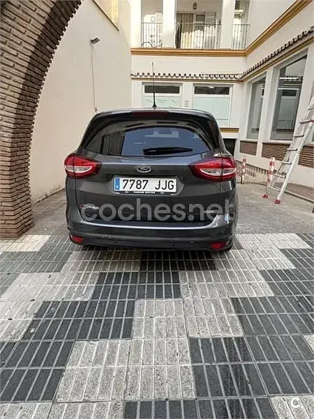 Usado Ford C-MAX Titanium 125 CV (91 kW) 2015 Gris / plata Monovolumen
