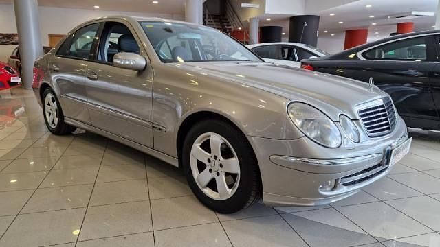Usado 2003 Mercedes E270 Avantgarde Berlina | 5900 € (Precio justo) - Imagen 1/4