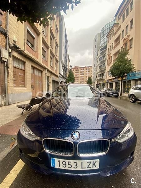Usado BMW 320 Luxury Line 184 CV (135 kW) 2013 Azul Berlina