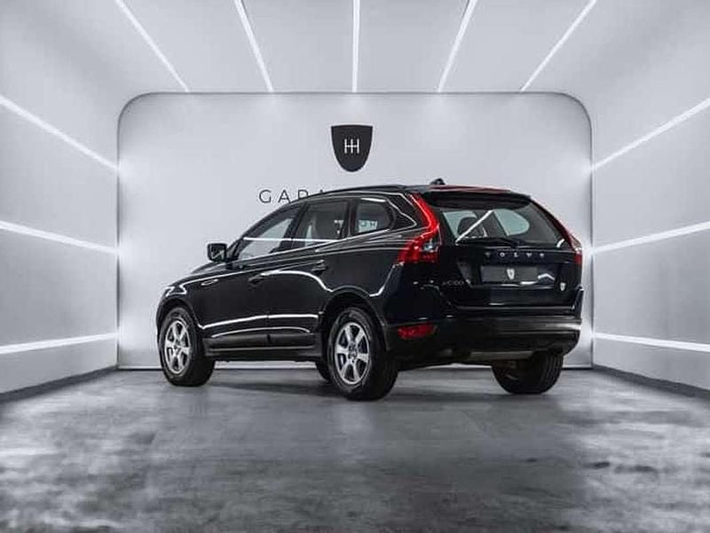 Usado Volvo XC60 Momentum 163 CV (119 kW) 2012 Negro SUV