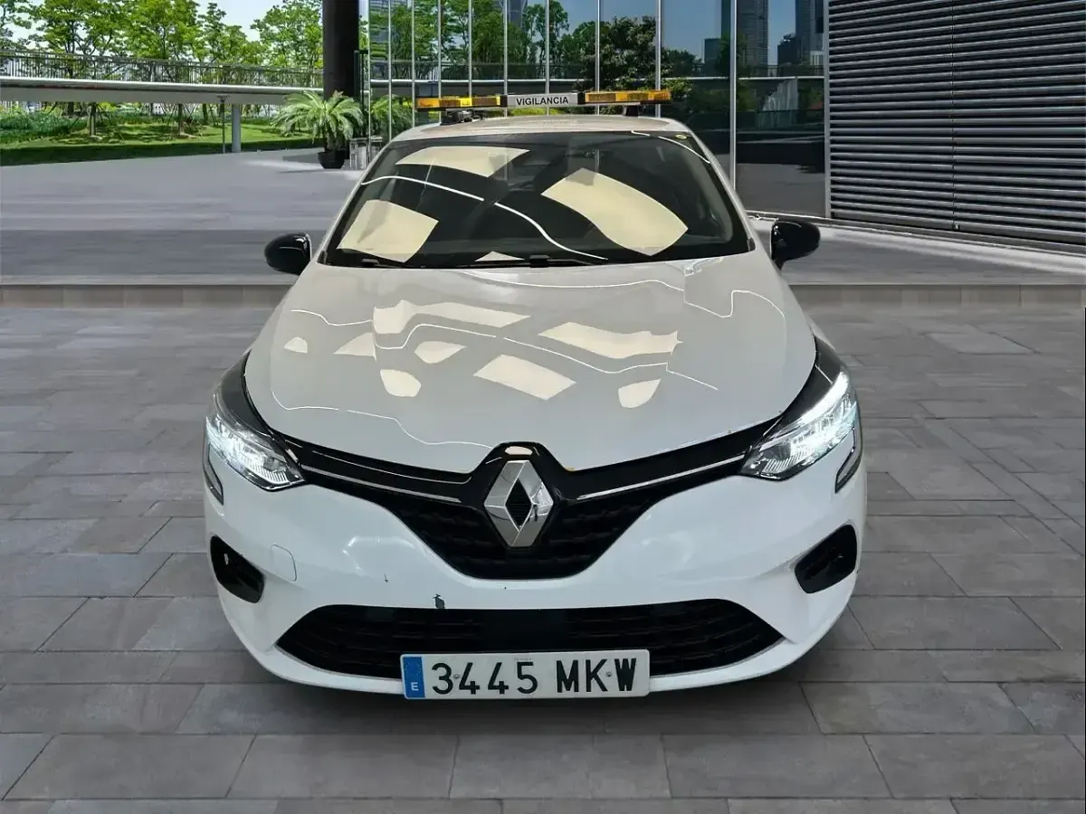 Usado Renault Clio Equilibre 100 CV (73 kW) 2023 Blanco Utilitario