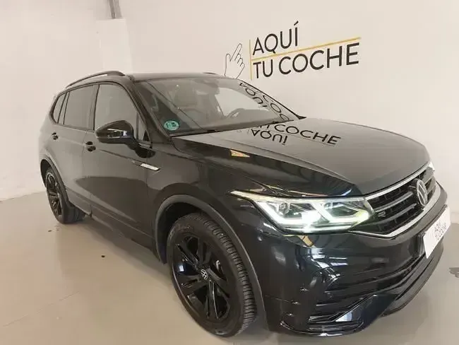 Usado VW Tiguan Allspace R-line 150 CV (110 kW) 2023 Negro SUV