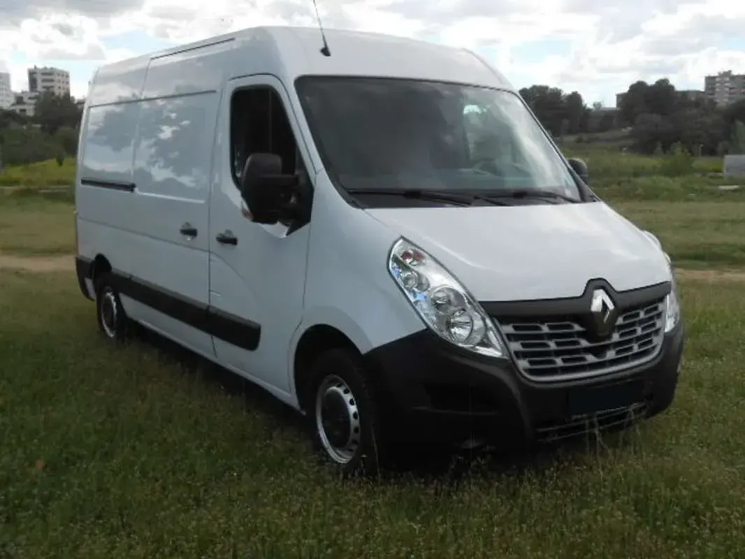 Usado Renault Master 129 CV (94 kW) 2018 Blanco Van