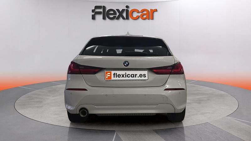 Usado BMW 118 140 CV (102 kW) 2020 Blanco Utilitario