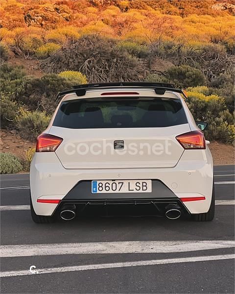 Usado Seat Ibiza FR 150 CV (110 kW) 2021 Blanco Berlina