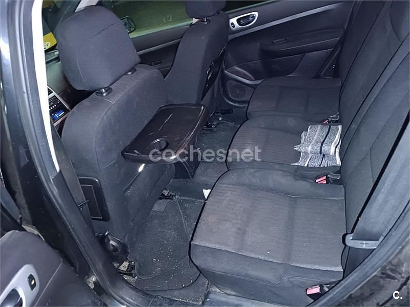 Usado Peugeot 307 90 CV (66 kW) 2007 Negro Familiar