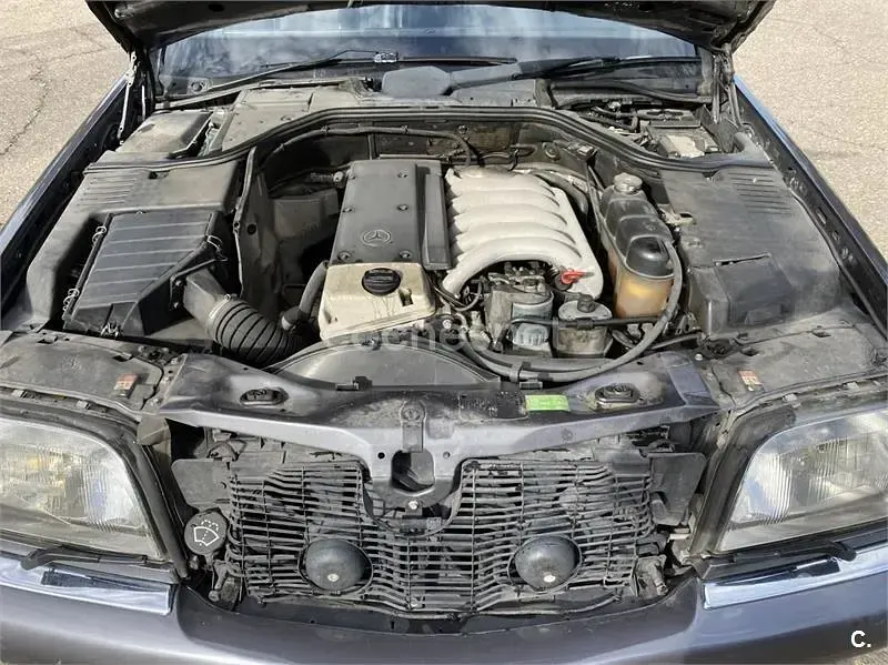 Usado Mercedes S300 177 CV (130 kW) 1997 Gris / plata Berlina