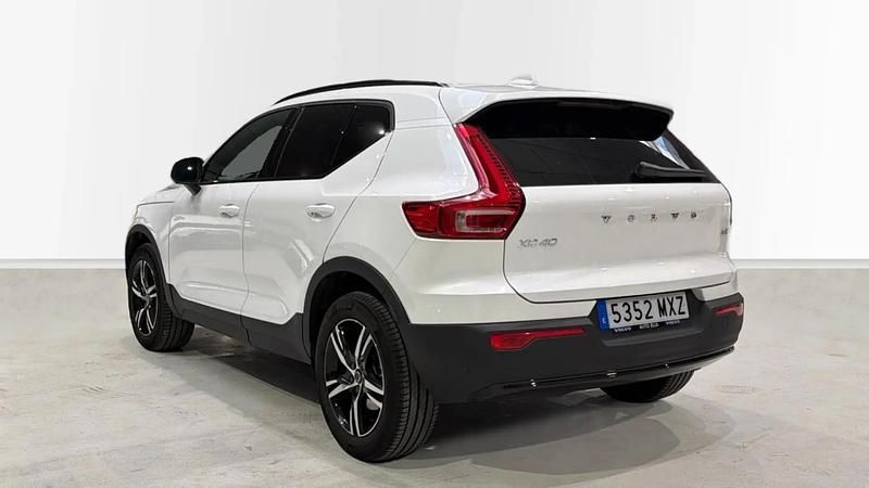 Usado Volvo XC40 Plus 163 CV (119 kW) 2025 SUV